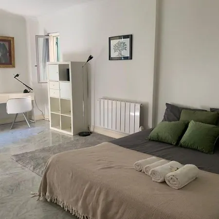 Rocabruna Apartament *
